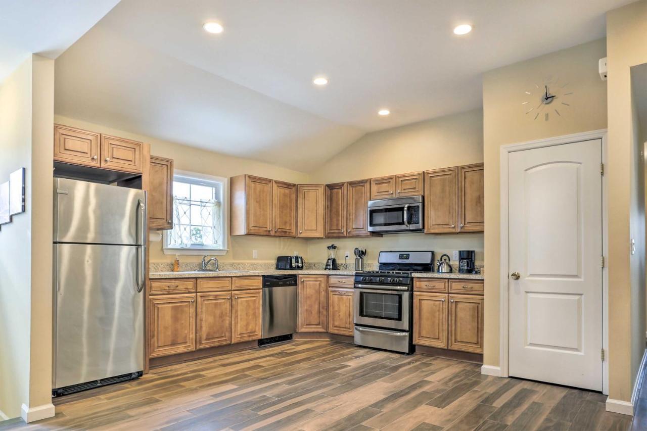 Ideally Located Glen Cove Apartment! Ngoại thất bức ảnh